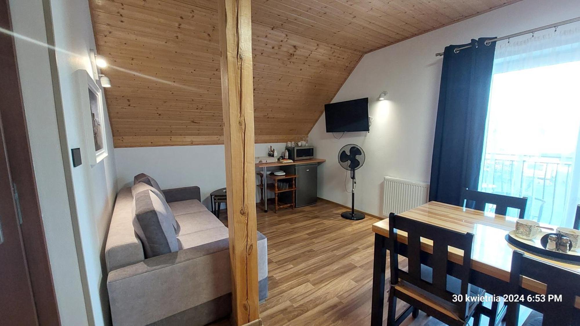 Homestay Kapitanski Dworek *